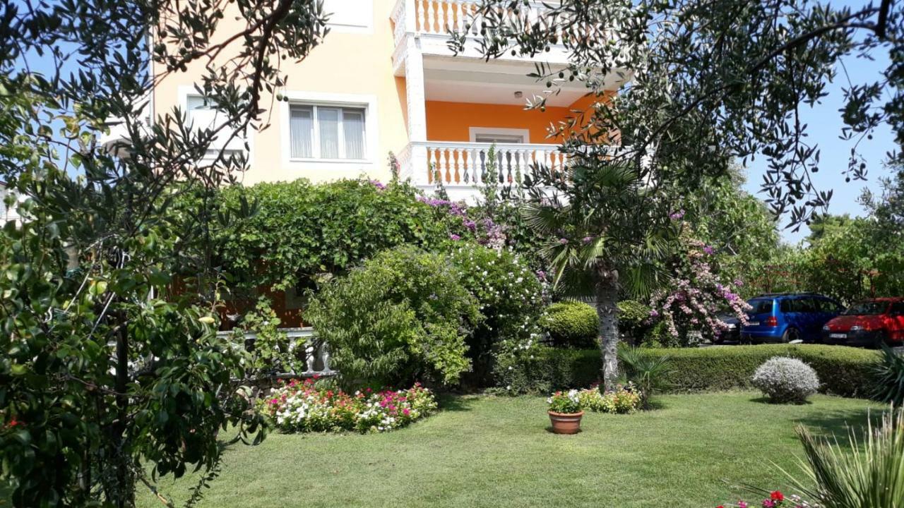Seka Apartment *